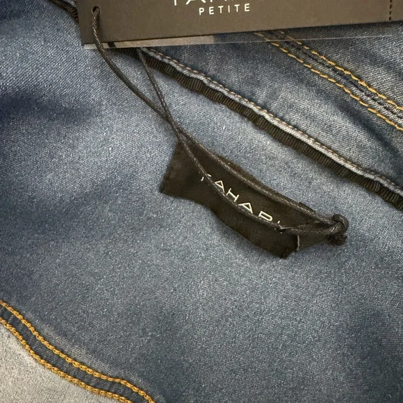 NWT Tahari Women's Blue Denim Jacket with Button Front Petite Small - Picture 8 of 8